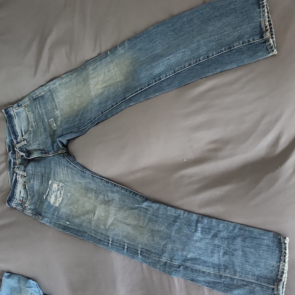 Levi's distressed jeans